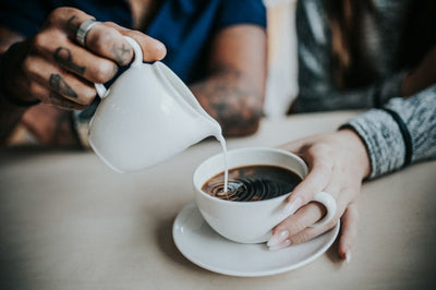 "9 avantages surprenants du café : de la réduction du risque de maladie d'Alzheimer à la stimulation de l'humeur et de la coordination"